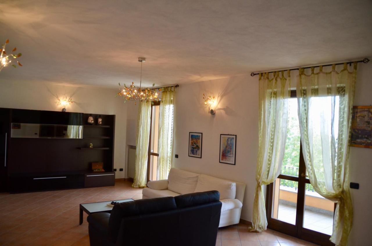 מונקלבו Villa Patrizia מראה חיצוני תמונה