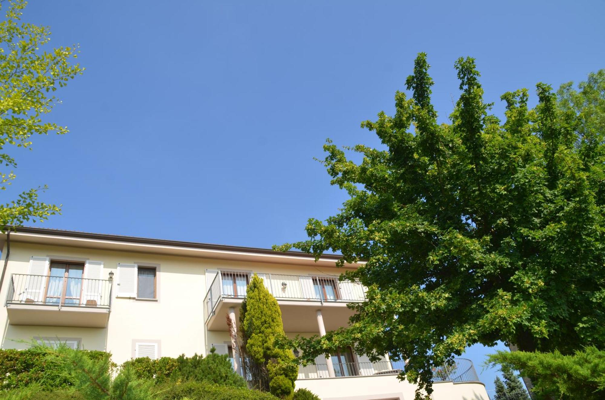 מונקלבו Villa Patrizia מראה חיצוני תמונה