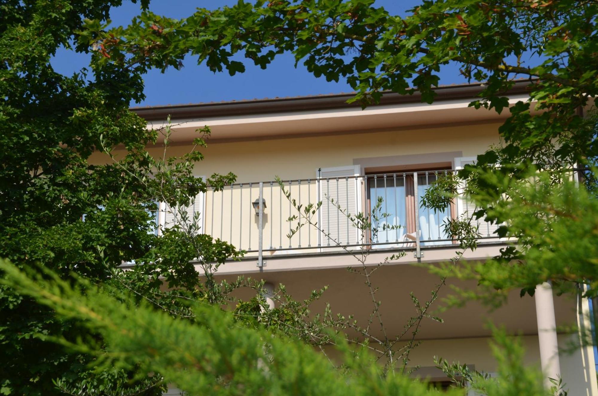מונקלבו Villa Patrizia מראה חיצוני תמונה