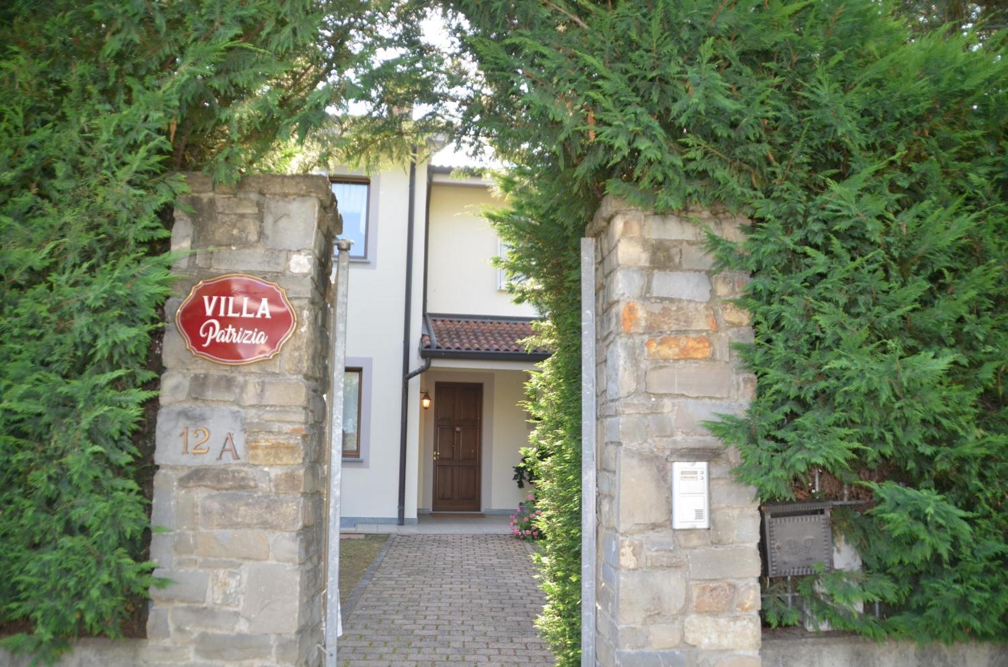 מונקלבו Villa Patrizia מראה חיצוני תמונה