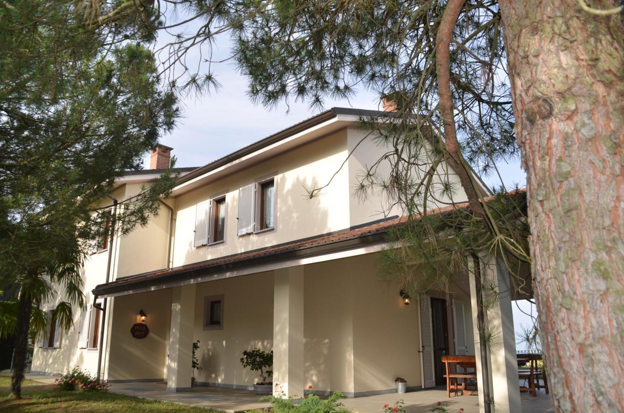 מונקלבו Villa Patrizia מראה חיצוני תמונה